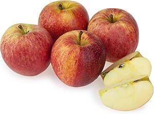 Fresh Apple Red Delicious, Pack of 4 (Approx.500 - 600 g)